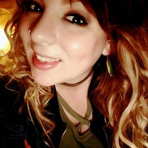 Meet your Posher, Linzie